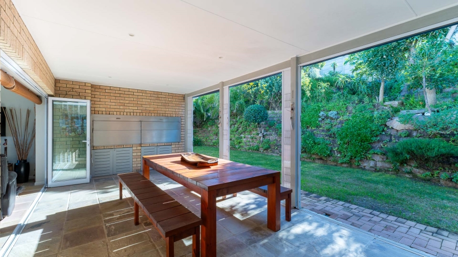 3 Bedroom Property for Sale in Pienaarstrand Western Cape